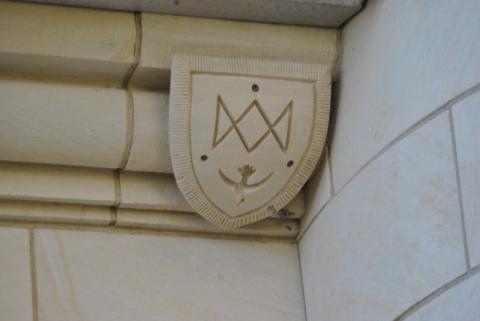 Decorative stone shield